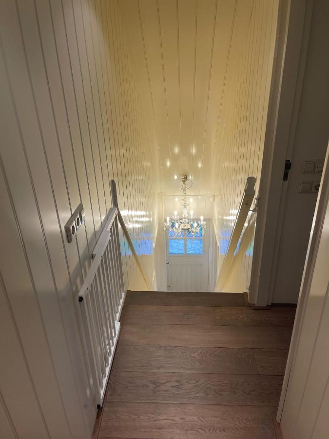 Karibu Het Voorhuis 2 Tot 6 Persoons Luxe Slaapkamers Met Een Mooie Woonkeuken Daarle Luaran gambar